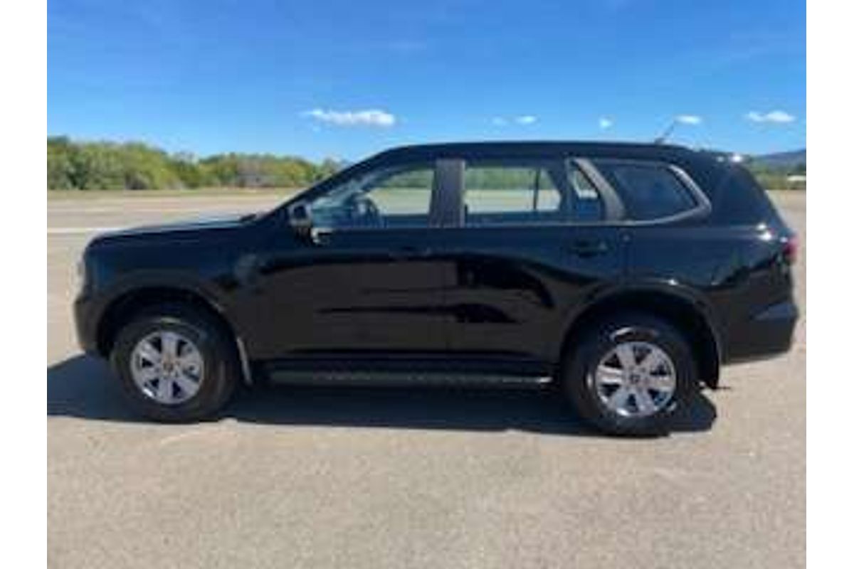 2025 Ford Everest Ambiente 2.0L