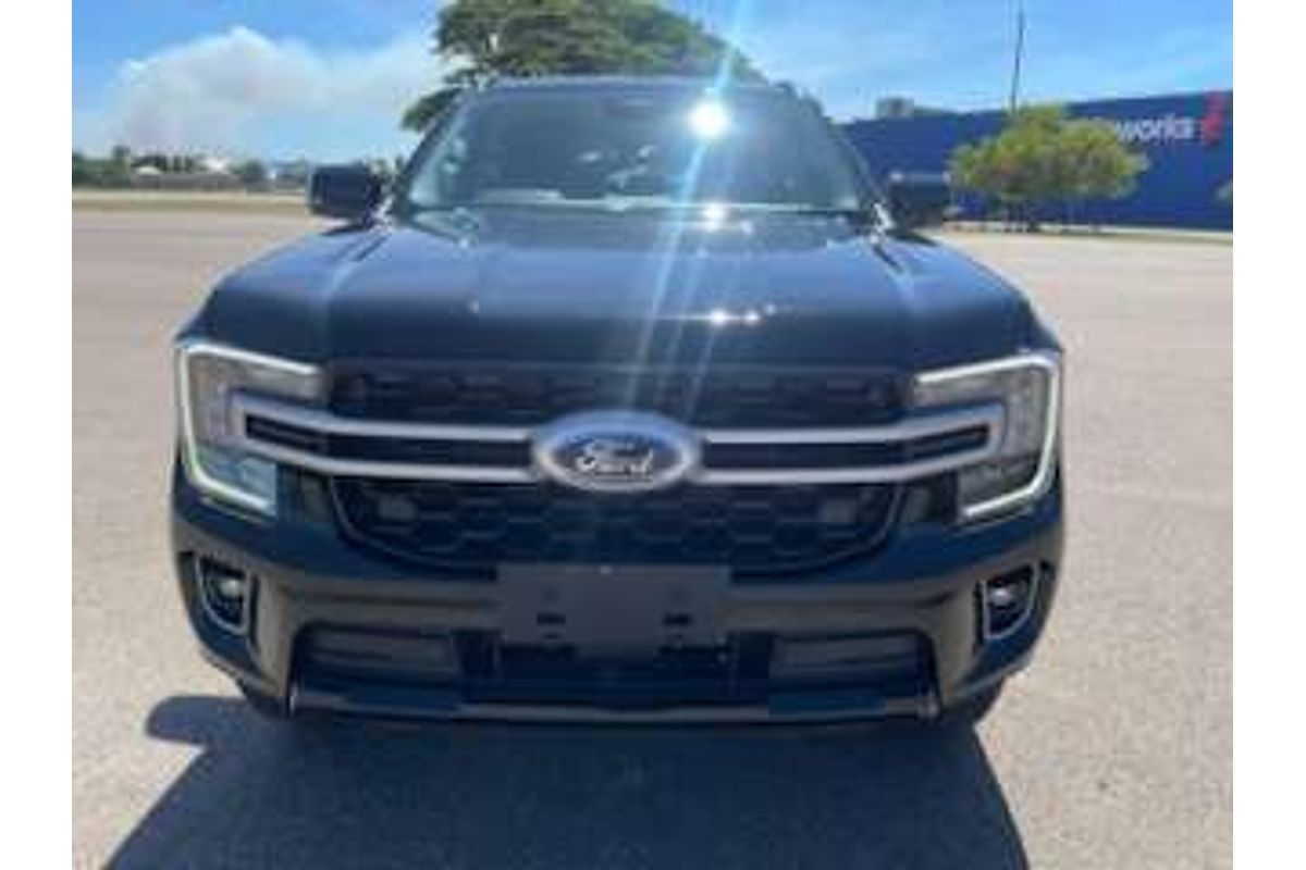 2025 Ford Everest Ambiente 2.0L