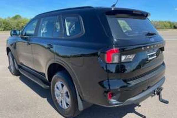 2025 Ford Everest Ambiente 2.0L