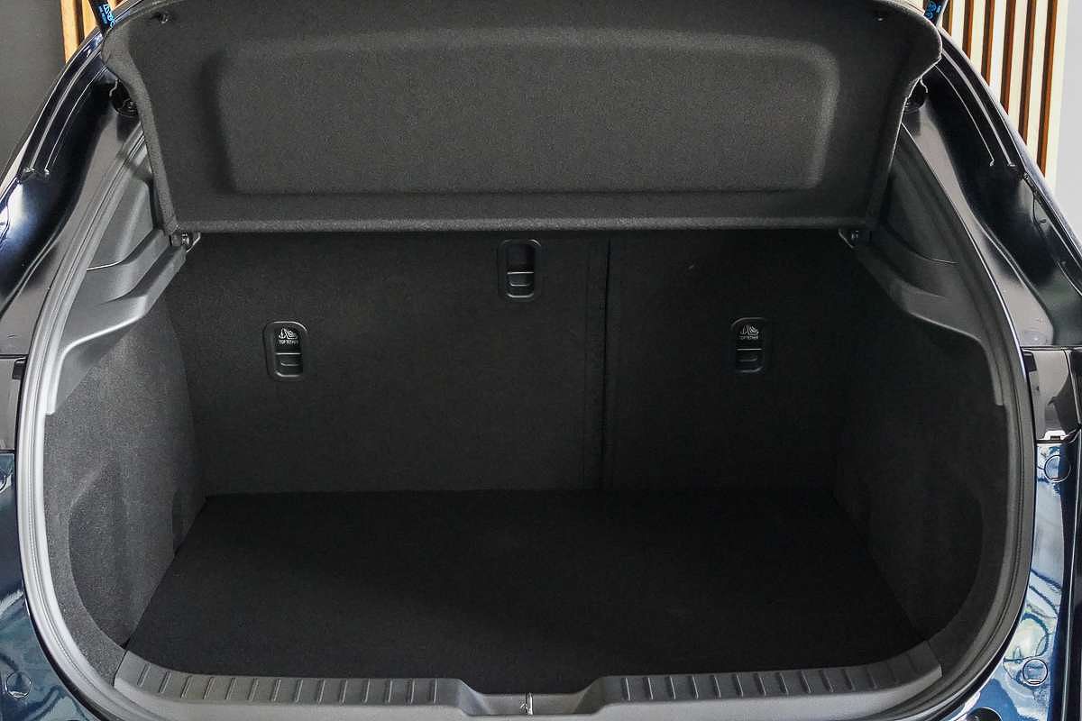 2025 Mazda CX-30 G20 Evolve DM Series