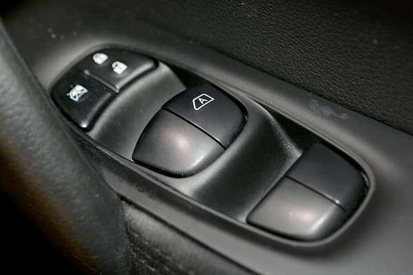 2017 Nissan QASHQAI ST J11