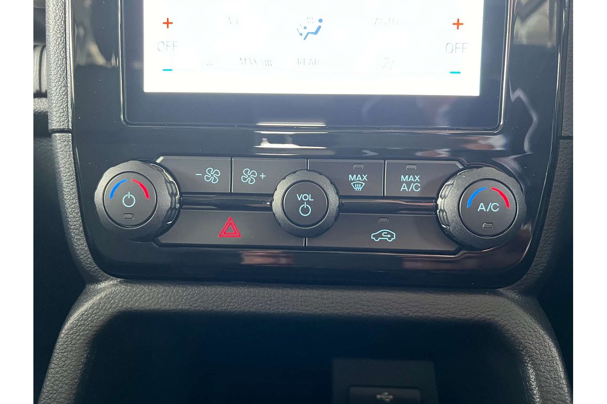 2025 Ford Everest Ambiente 2.0L