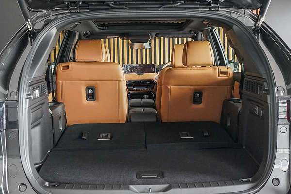 2025 Mazda CX-90 G50e Azami KK