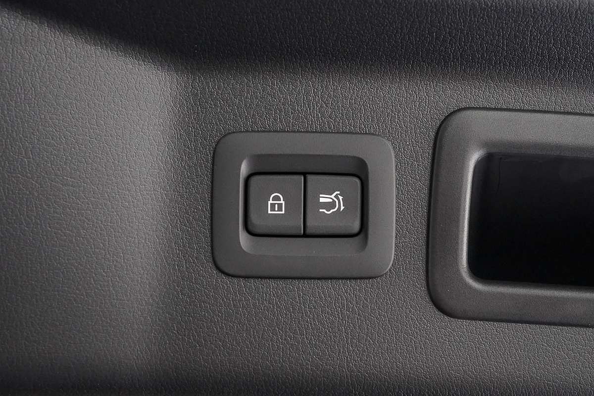 2025 Mazda CX-90 G50e Azami KK