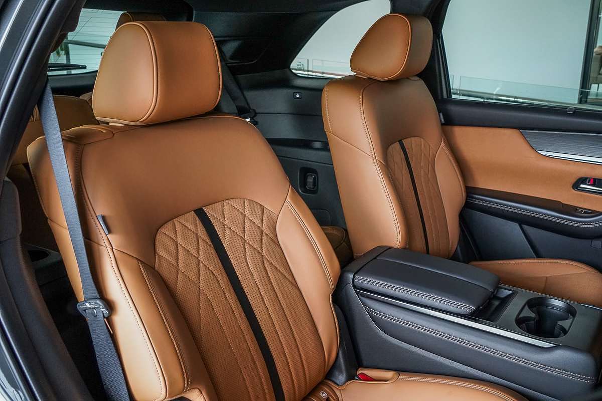 2025 Mazda CX-90 G50e Azami KK