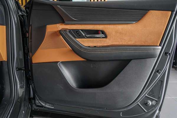 2025 Mazda CX-90 G50e Azami KK