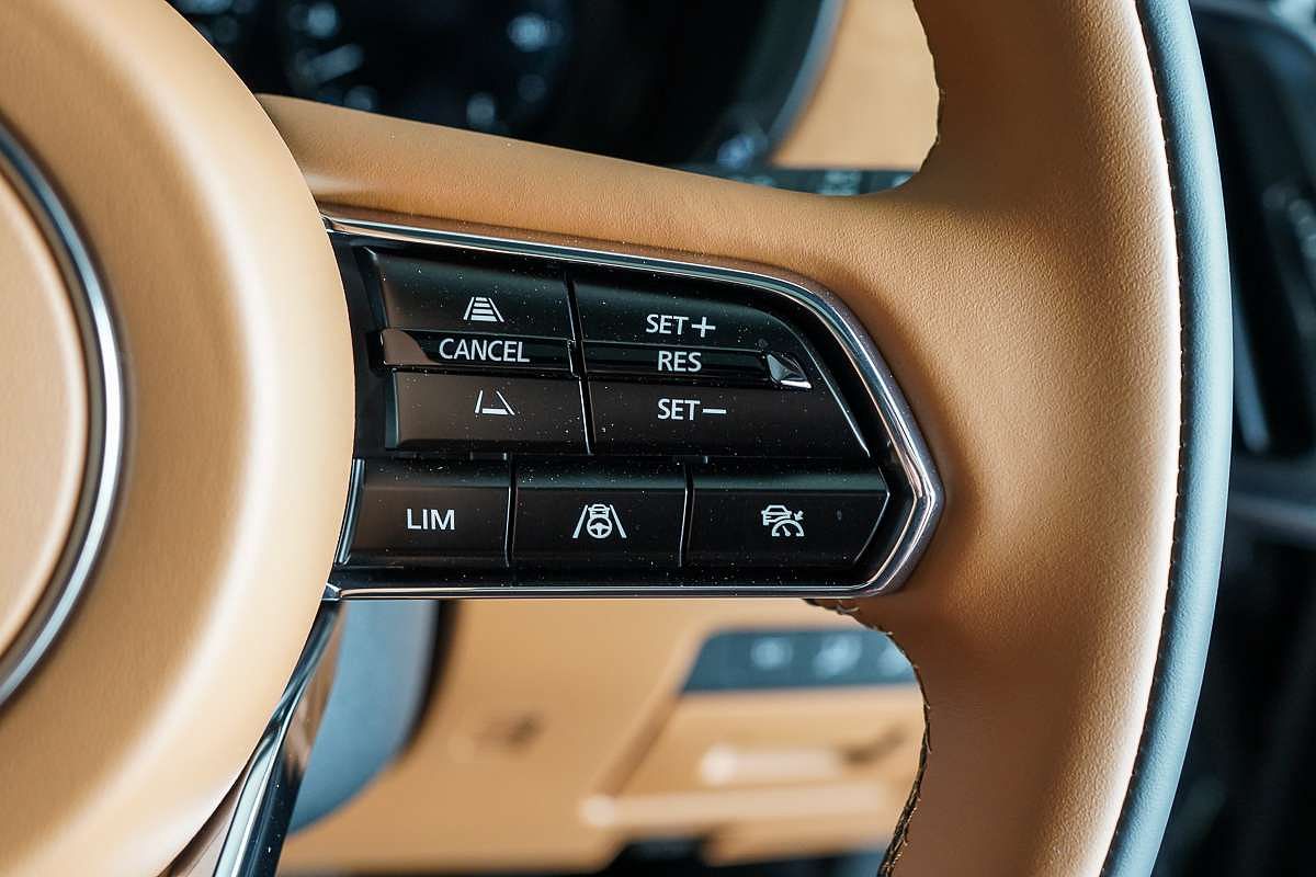 2025 Mazda CX-90 G50e Azami KK