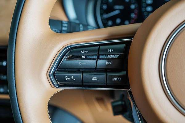 2025 Mazda CX-90 G50e Azami KK