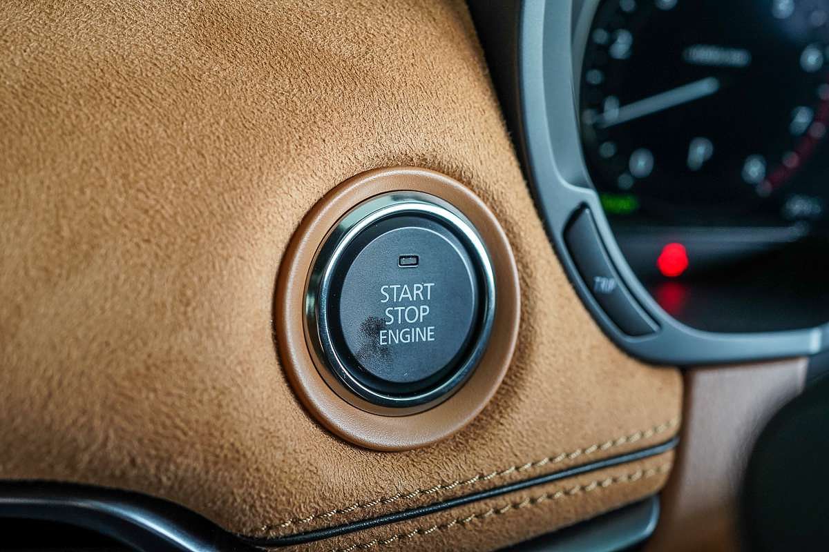 2025 Mazda CX-90 G50e Azami KK