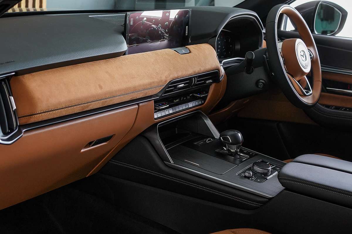 2025 Mazda CX-90 G50e Azami KK