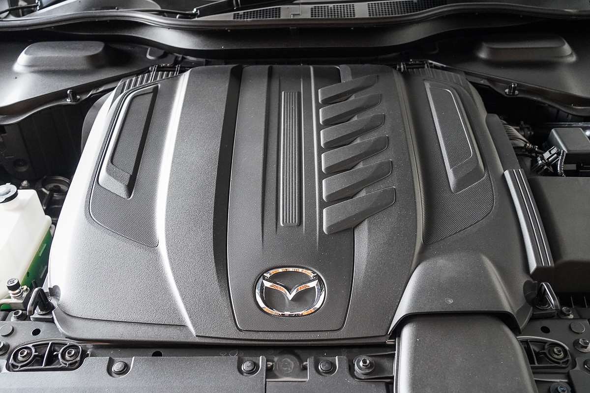 2025 Mazda CX-90 G50e Azami KK