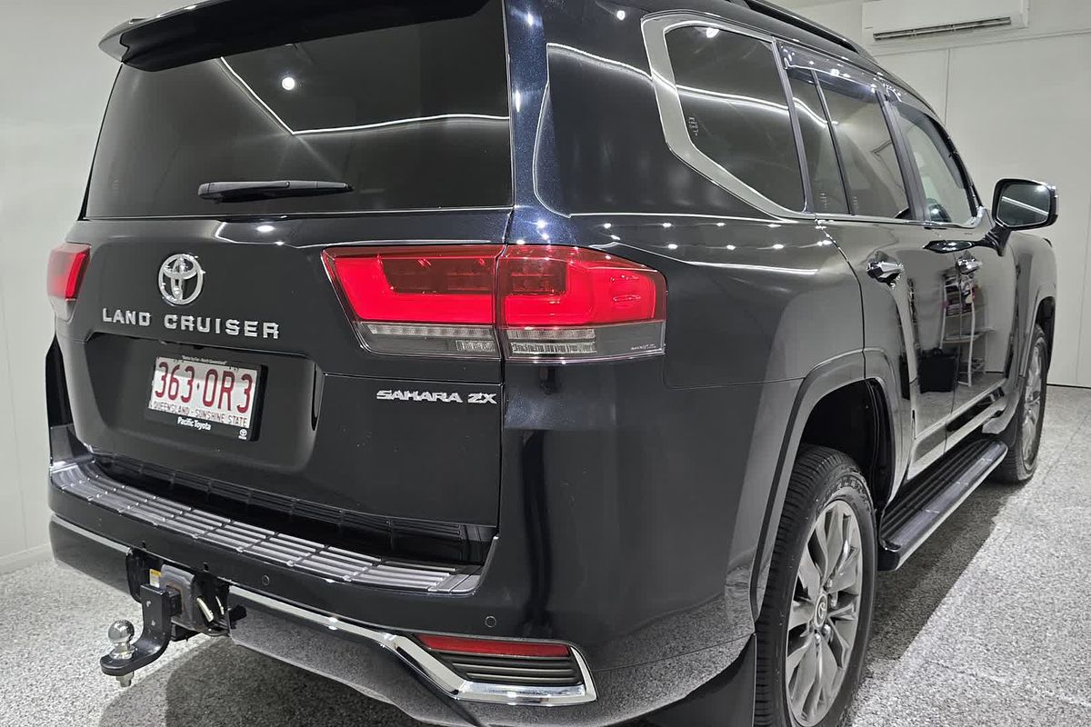 2024 Toyota Landcruiser Sahara ZX FJA300R