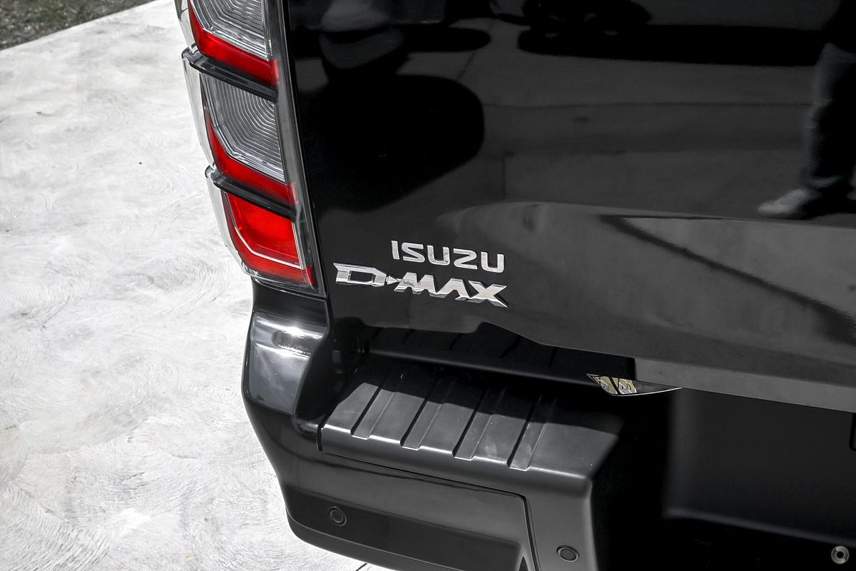 2025 Isuzu D-MAX X-TERRAIN 4X4