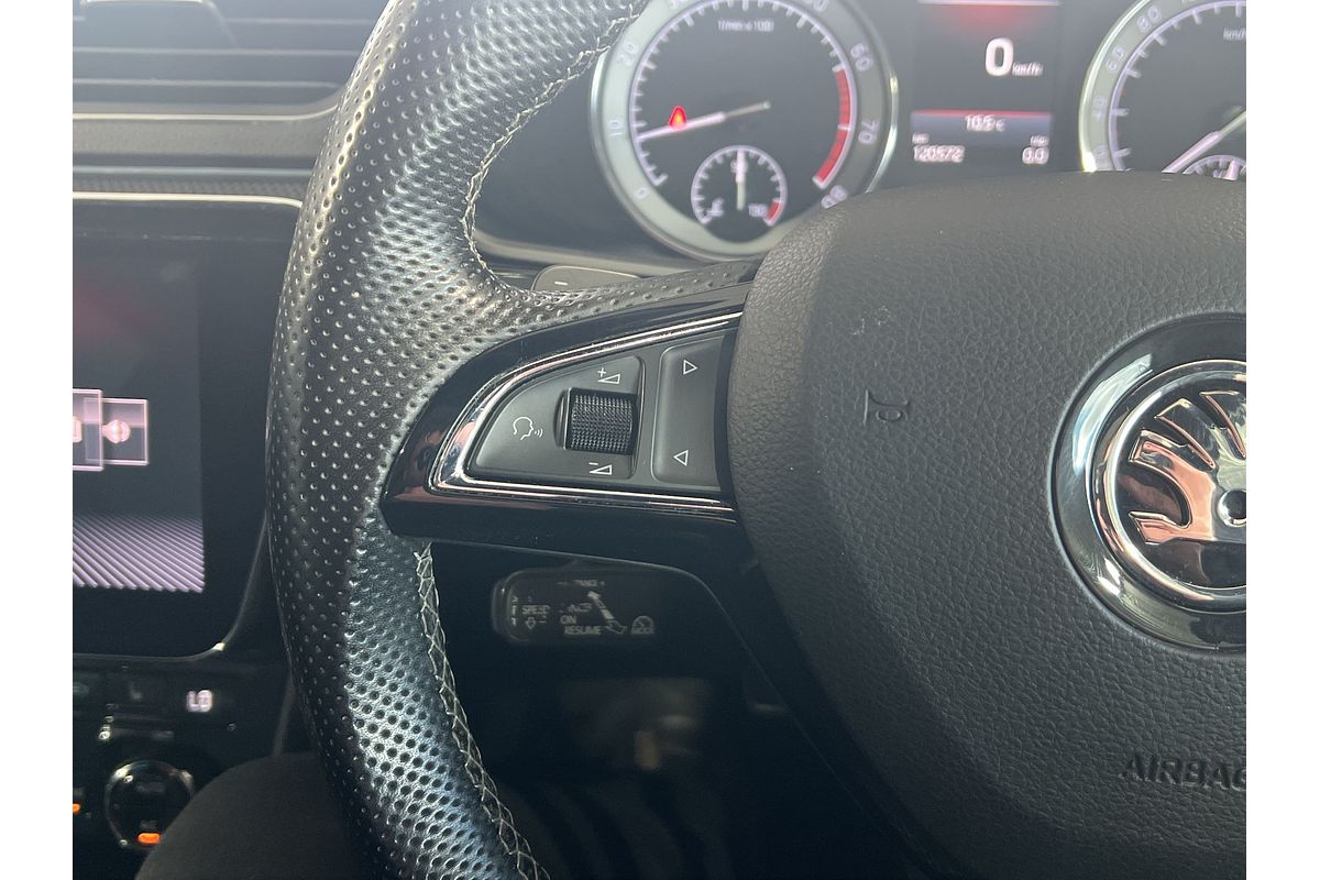 2017 SKODA Superb 206TSI SportLine NP