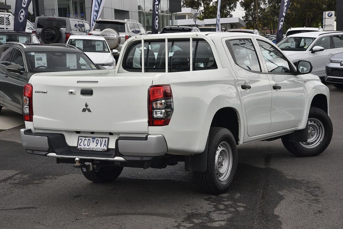 2021 Mitsubishi Triton GLX MR Rear Wheel Drive