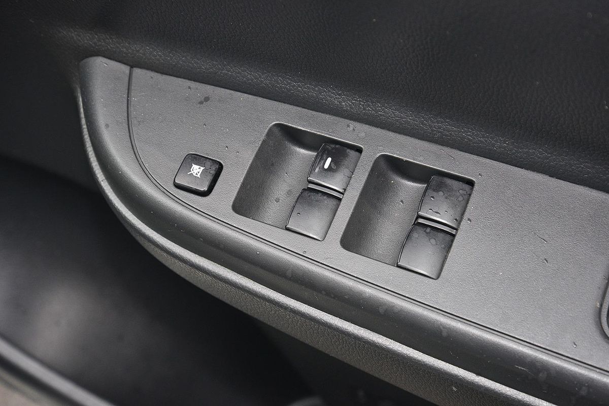 2021 Mitsubishi Triton GLX MR Rear Wheel Drive