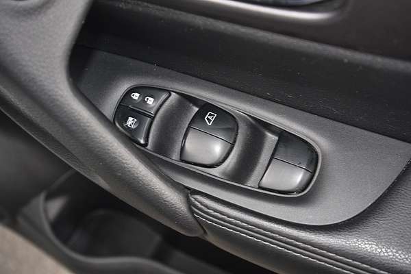 2016 Nissan X-TRAIL ST-L T32