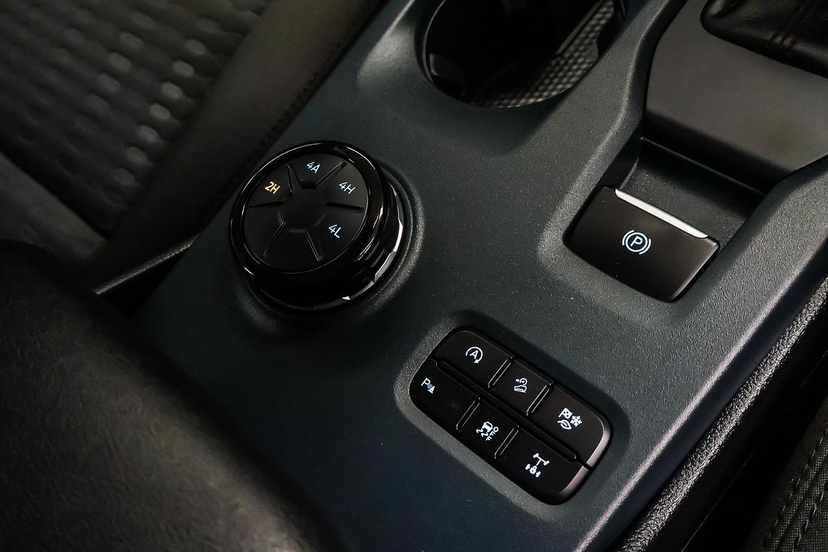 2023 Ford Everest Ambiente 2.0L