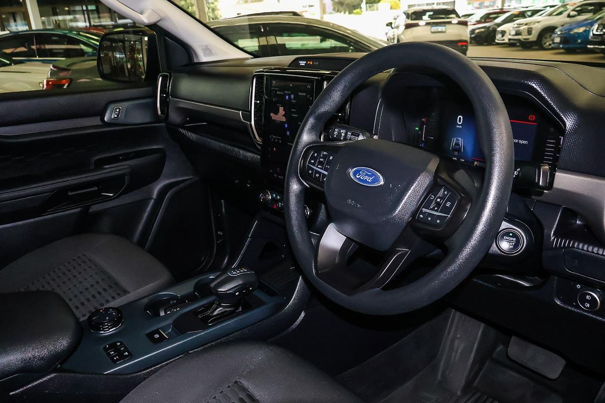 2023 Ford Everest Ambiente 2.0L