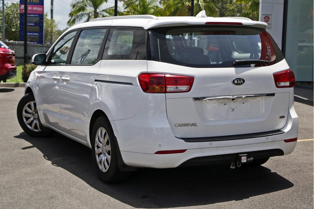 2015 Kia Carnival S YP