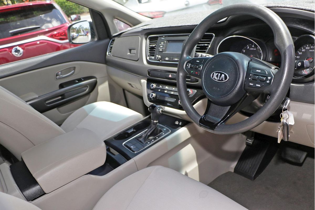 2015 Kia Carnival S YP