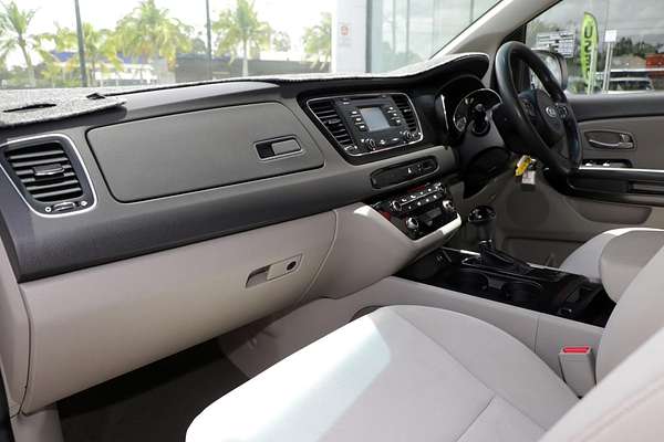2015 Kia Carnival S YP
