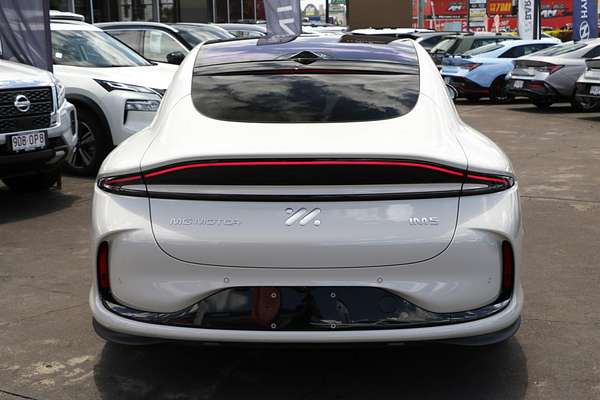 2025 MG IM5 Platinum P12L