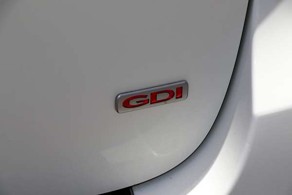 2015 Kia Carnival S YP