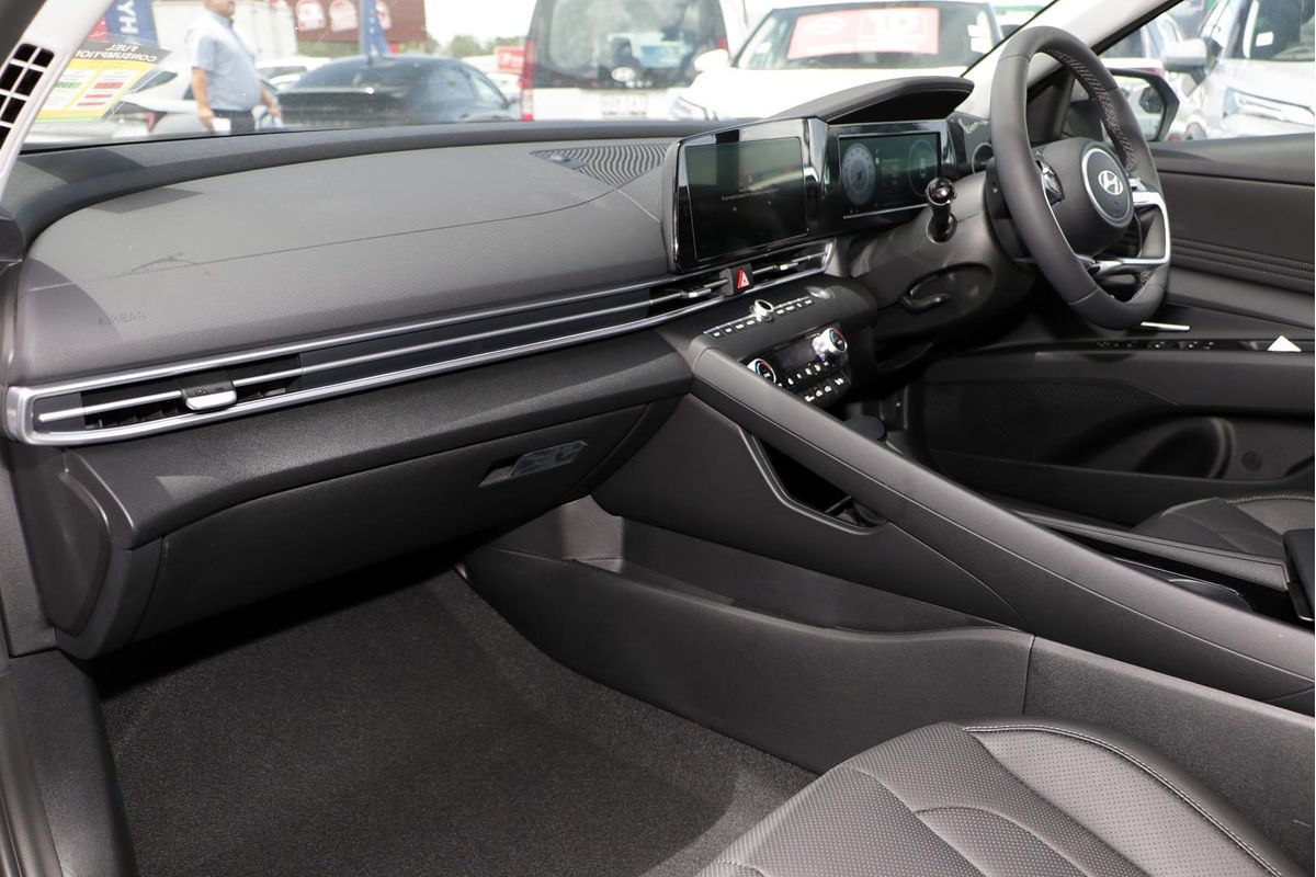 2025 Hyundai i30 Premium CN7.V2