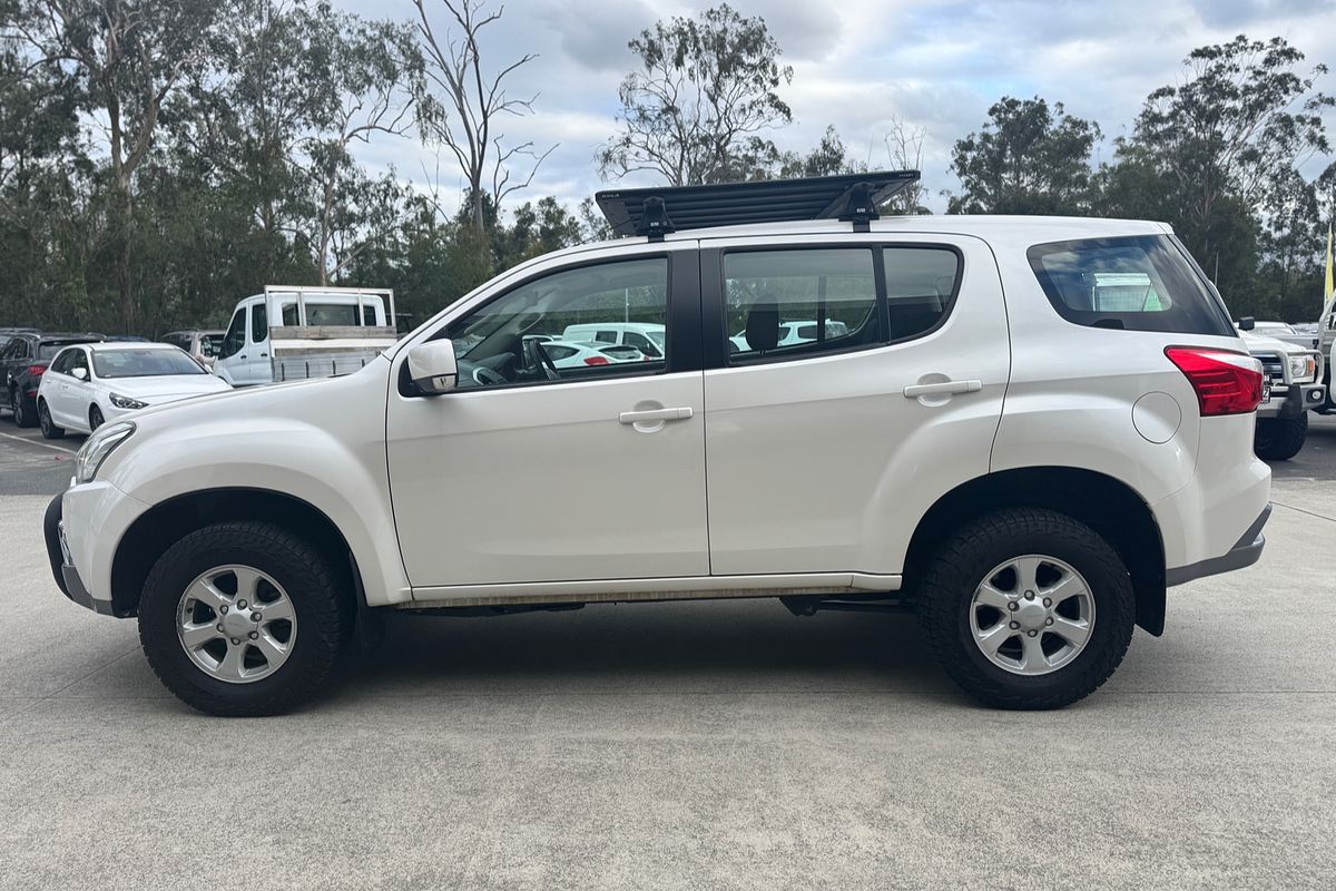 2020 Isuzu MU-X LS-M