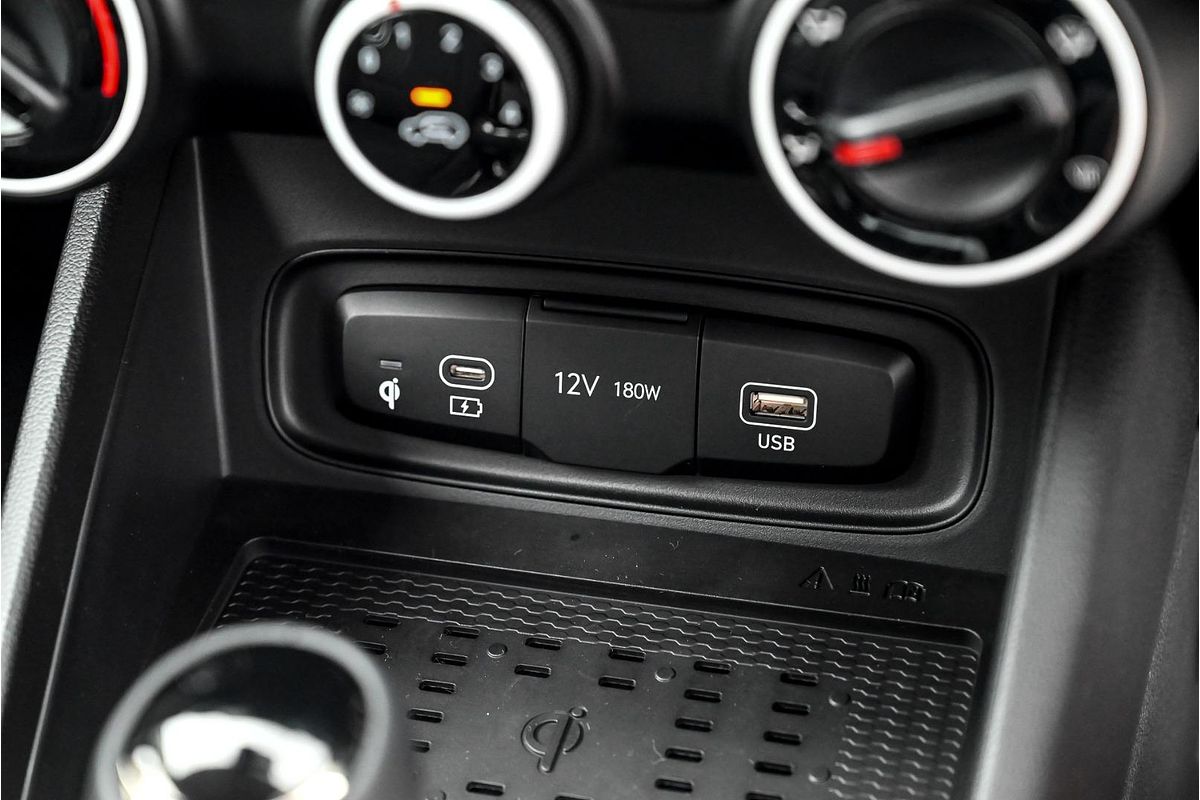 2025 Hyundai Venue Active QX.V5