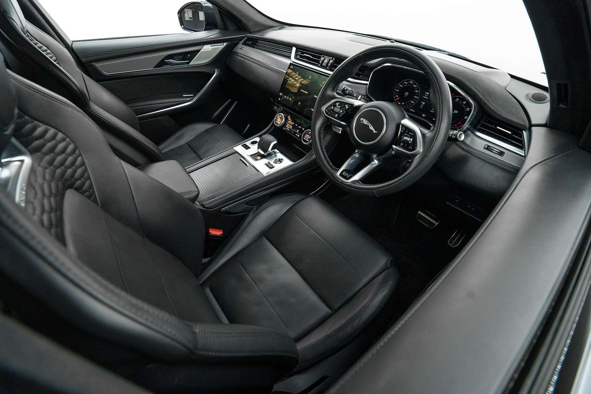 2024 Jaguar F-PACE SVR X761