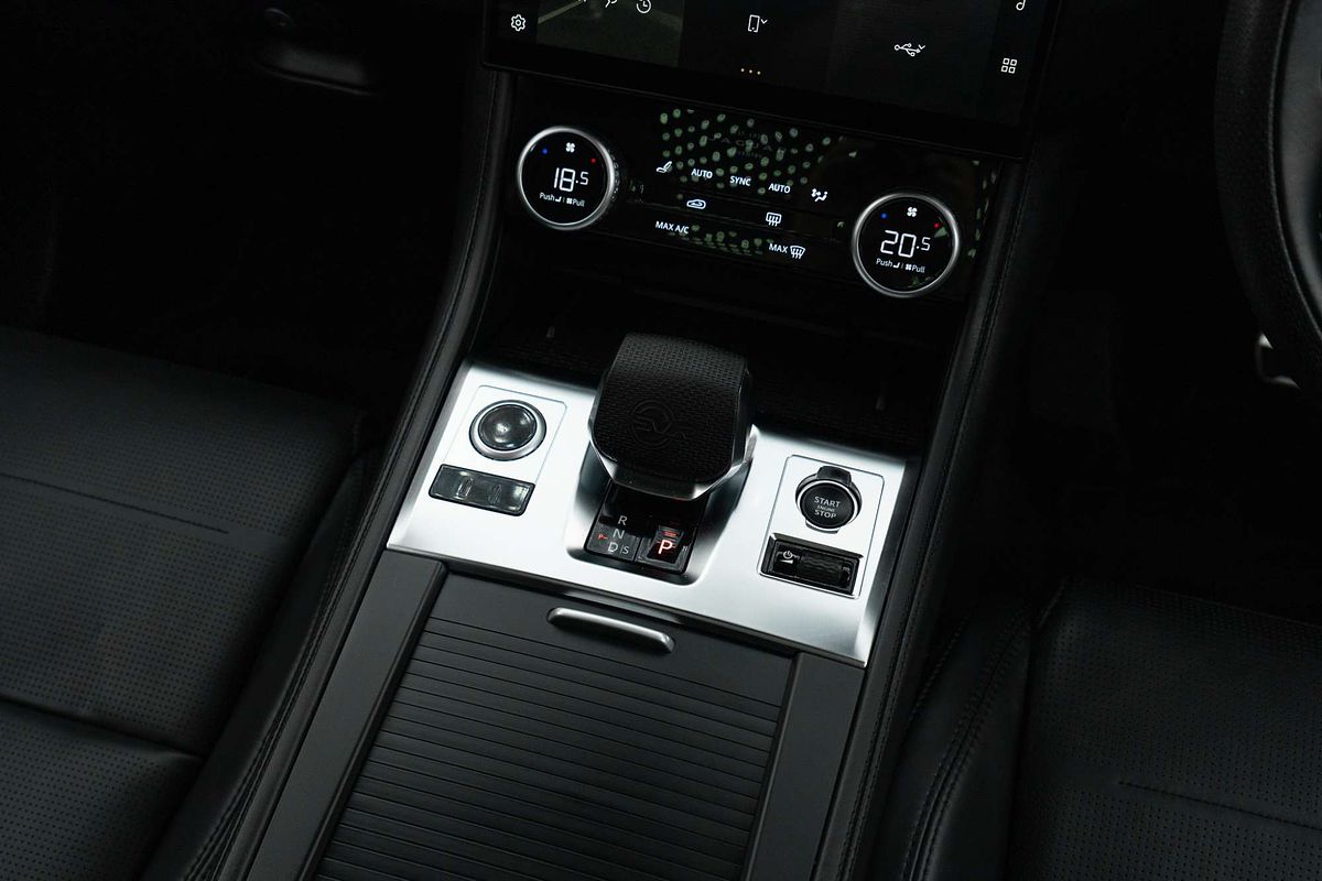 2024 Jaguar F-PACE SVR X761