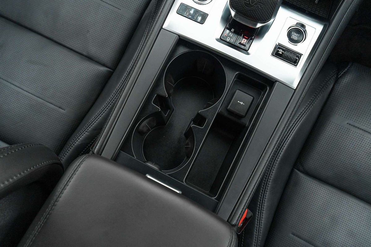 2024 Jaguar F-PACE SVR X761