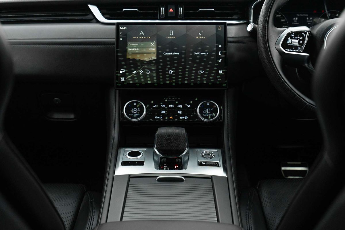 2024 Jaguar F-PACE SVR X761