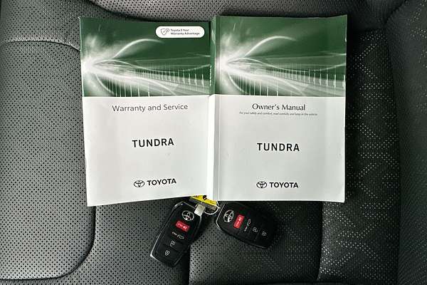 2024 Toyota Tundra Limited VXKH75L 4X4