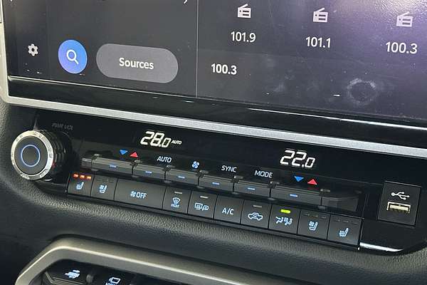 2024 Toyota Tundra Limited VXKH75L 4X4