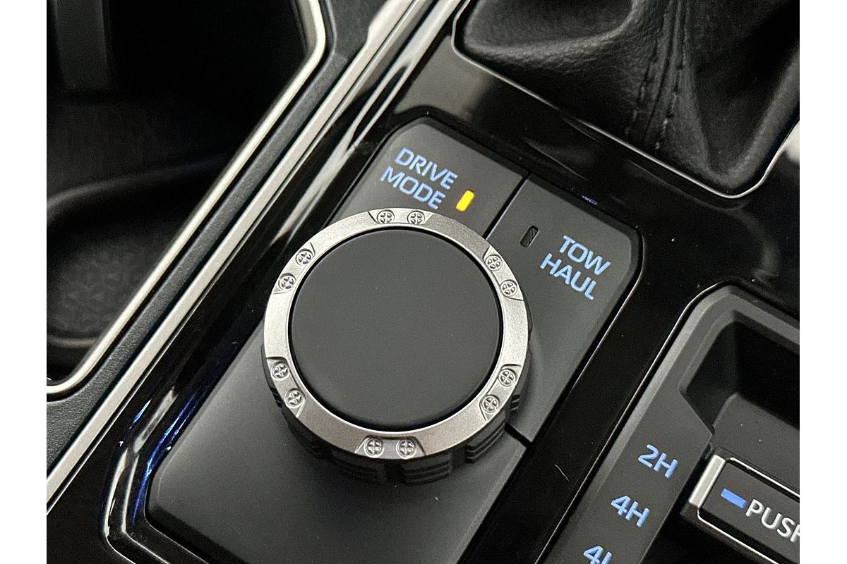 2024 Toyota Tundra Limited VXKH75L 4X4