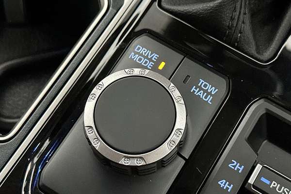 2024 Toyota Tundra Limited VXKH75L 4X4