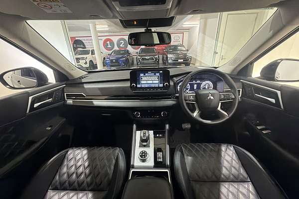 2023 Mitsubishi Outlander PHEV Exceed ZM