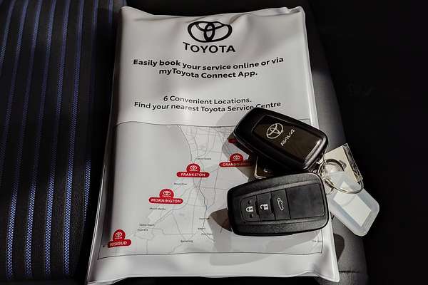 2024 Toyota RAV4 XSE AXAH52R