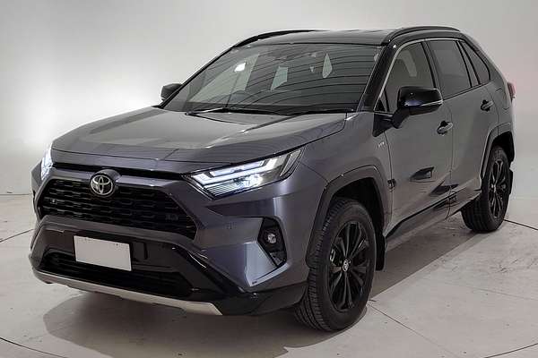 2024 Toyota RAV4 XSE AXAH52R
