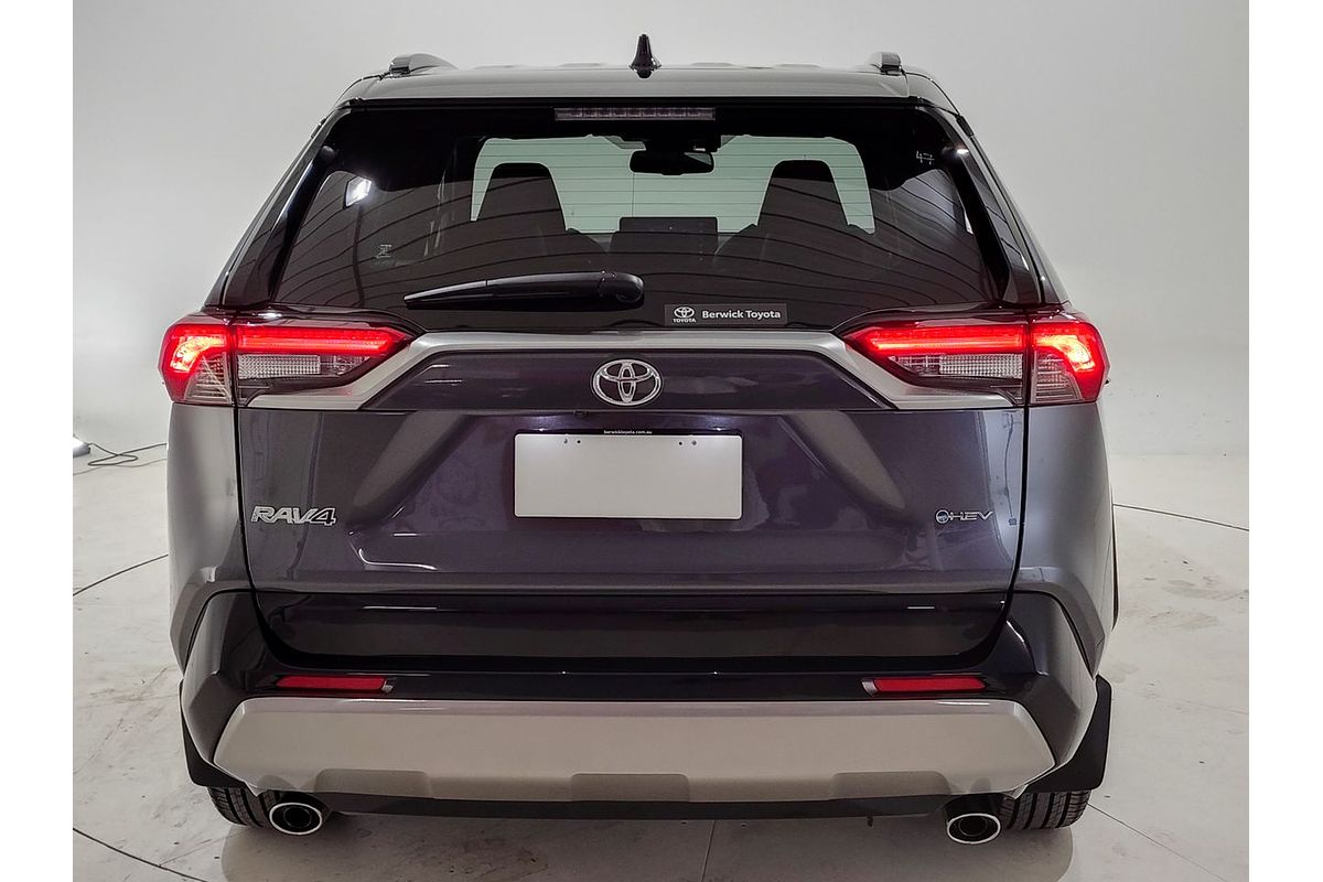 2024 Toyota RAV4 XSE AXAH52R