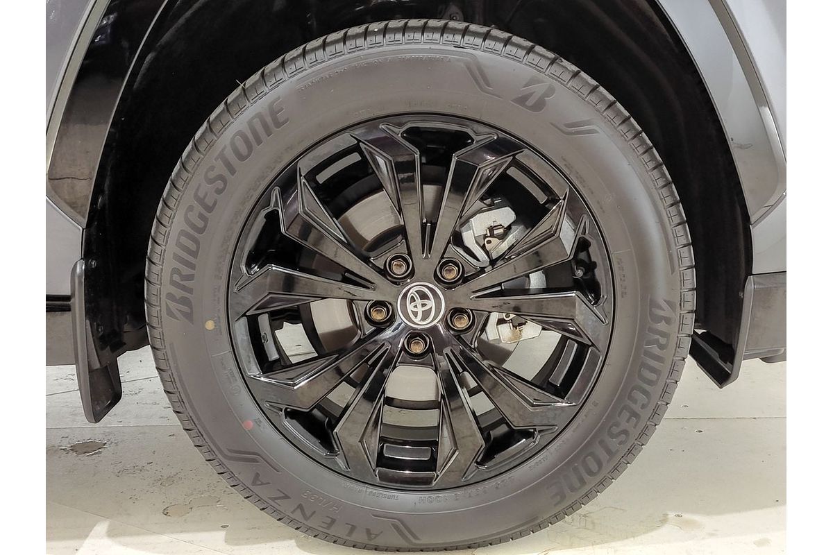 2024 Toyota RAV4 XSE AXAH52R