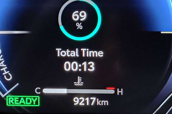 2024 Toyota RAV4 XSE AXAH52R