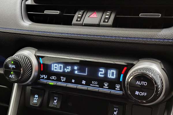 2024 Toyota RAV4 XSE AXAH52R