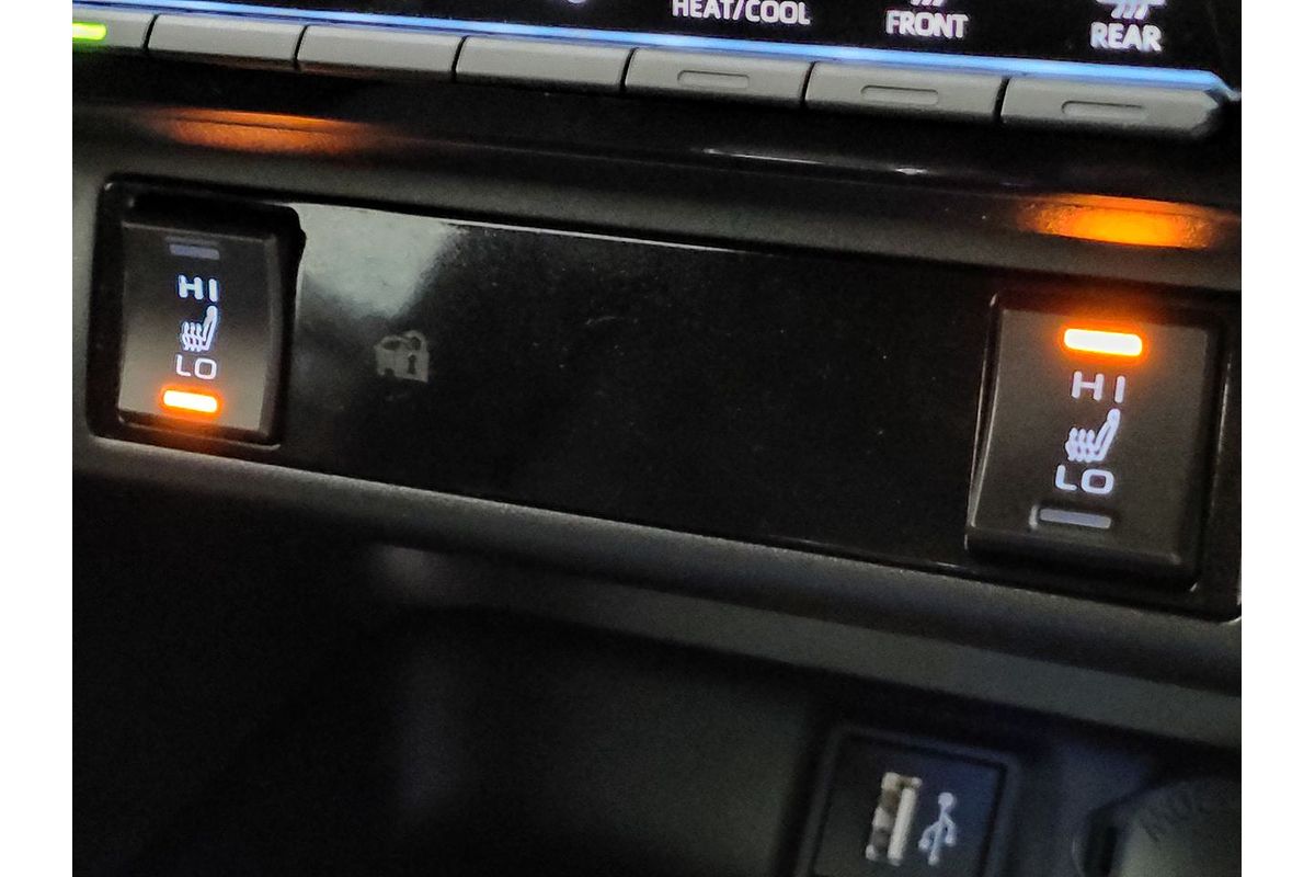 2024 Toyota RAV4 XSE AXAH52R