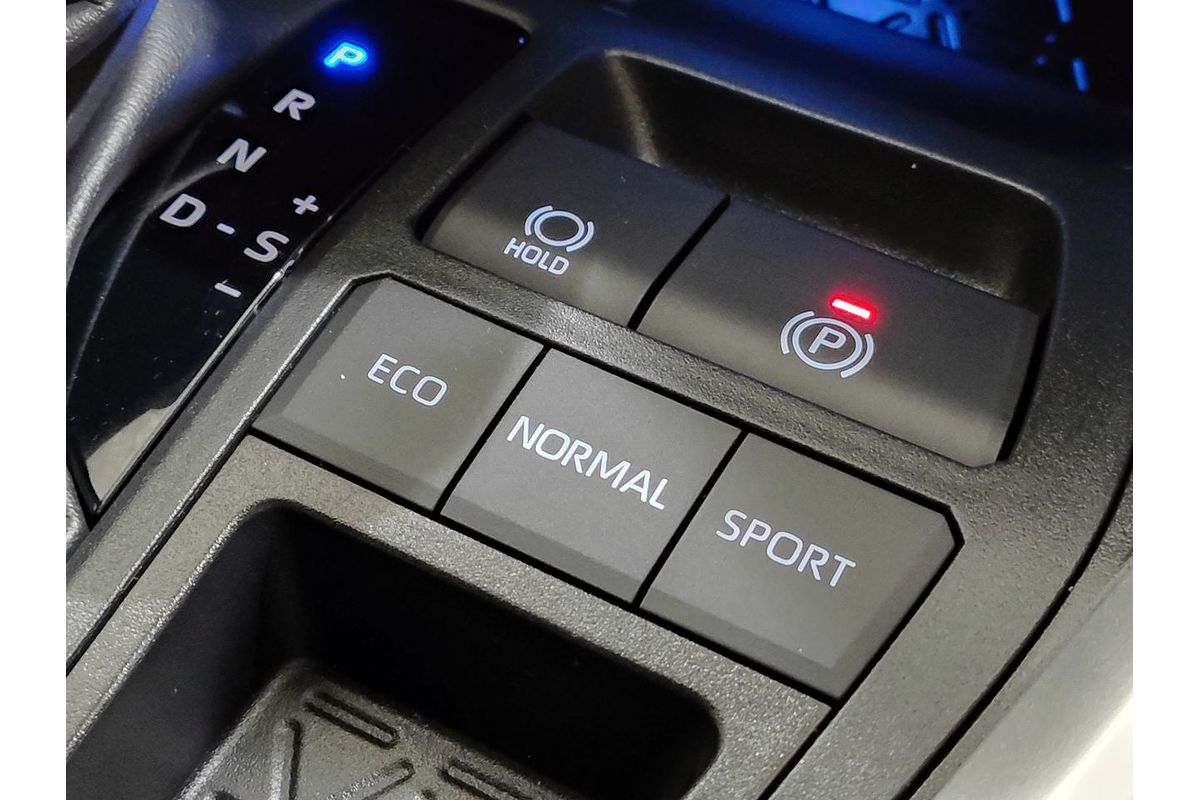 2024 Toyota RAV4 XSE AXAH52R