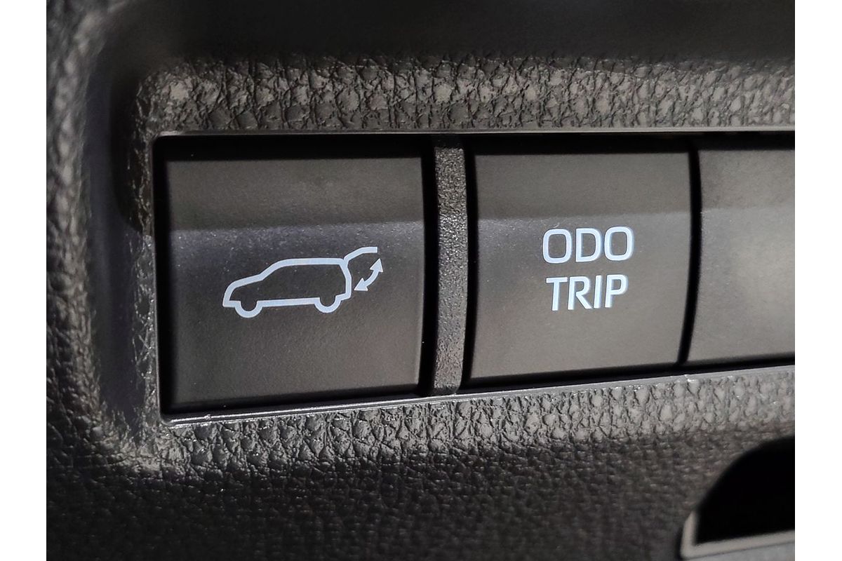 2024 Toyota RAV4 XSE AXAH52R