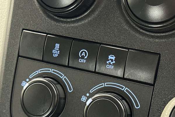 2022 Toyota Hiace Commuter GDH322R ELWB High Roof